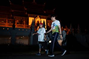 BIB: 367
                            <button type="button" onclick="openModal(22280623)" class="btn btn-primary btn-sm float-right btn-popup" data-toggle="modal" data-target=".modal-high-quality">
                        <i class="fas fa-shopping-cart"></i> Add to Cart
                    </button>
                                            <button type="button" onclick="isThisMe(22280623, true)" class="btn btn-success btn-sm float-right btn-popup btn-isme hidden" data-toggle="tooltip" data-placement="bottom" title="นี่คือรูปของคุณใช่ไหม คลิกที่นี่เพื่อเอาเข้าอัลบั้ม">
                        <i class="fas fa-plus"></i> Add to album
                    </button>
                    <button type="button" onclick="isThisMe(22280623, false)" class="btn btn-warning btn-sm float-right btn-popup btn-isnotme hidden">
                        <i class="fas fa-ban"></i> Remove from album
                    </button>